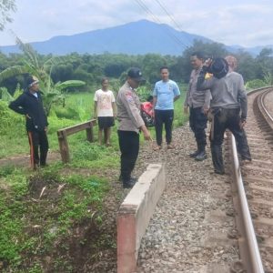 Naas  Menimpa  Remaja yang Terserempet Kereta Api di Leuwigoong , Kapolsek :  Kami Sedang Lakukan Penyelidikan