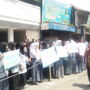 Ratusan Siswa SMA Baitul Hikmah (YBHM) Gelar Aksi Tolak Pembongkaran Sekolah, Karena Tanah Wakaf Berubah Jadi SHM