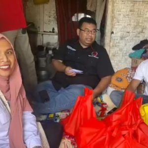 Yudha Puja Turnawan Jenguk Emak Ojoh: Lansia Sebatang Kara di Rumah Tanpa Jamban